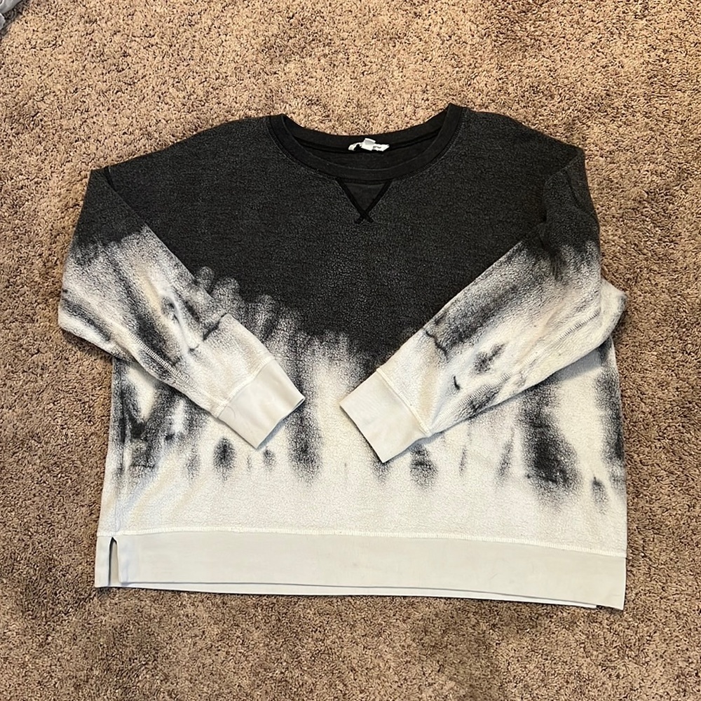 American Eagle fleece sweatshirt